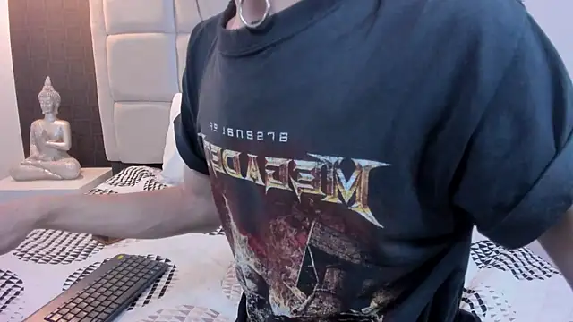 Hecatee 77 online show from March 2025 07:35:01 PM