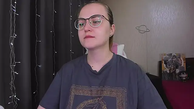 MissBrightShine online show from February 2026 11:17:01 AM