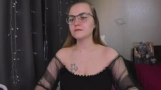 MissBrightShine online show from March 2026 11:28:02 AM