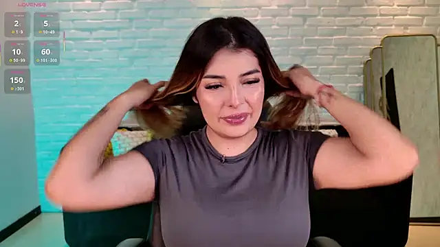 Snapshot of LisaMonroe_ chatting on September 2025 08:22:02 PM LisaMonroe online show from September 2025 08:22:02 PM