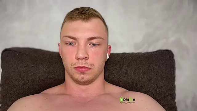 Snapshot of iron__chap chatting on August 2026 09:46:02 PM iron chap online show from August 2026 09:46:02 PM