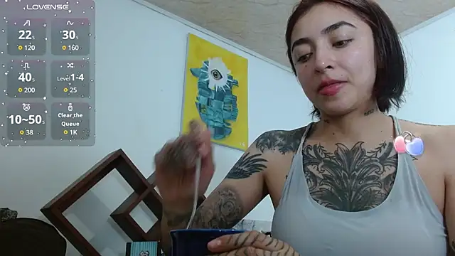 ZoeBakers  online show from October 2025 01:47:01 AM