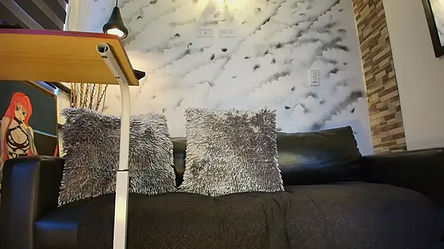 Sophie LittleS online show from October 2025 12:35:02 PM