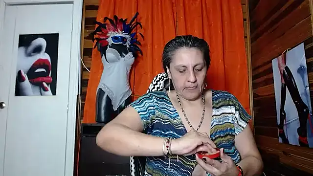 merlyna goldens online show from January 2025 03:15:01 AM