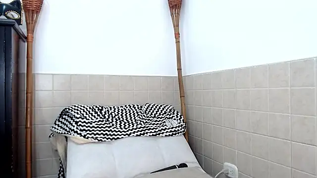 merlyna goldens online show from March 2025 09:12:02 AM