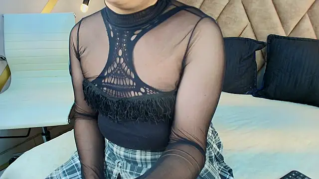 Snapshot of Satuurn_ chatting on April 2026 01:53:02 PM Satuurn online show from April 2026 01:53:02 PM