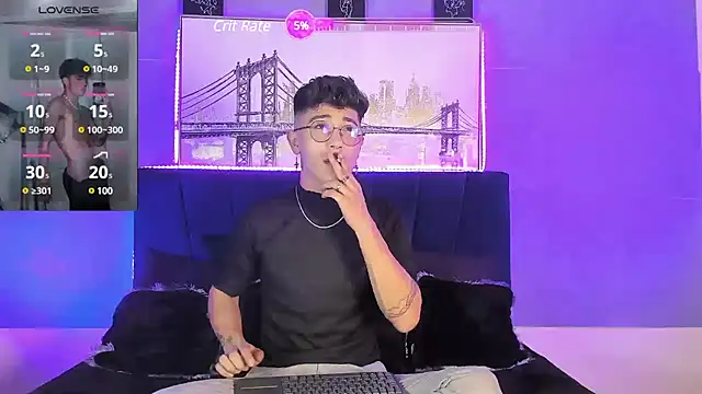 Andrew thevil online show from December 2024 08:07:01 PM