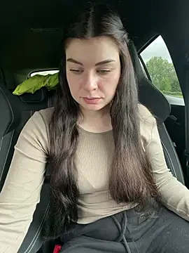 EllyNora online show from May 2026 02:00:01 PM
