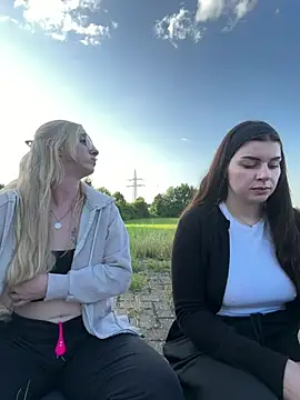 EllyNora online show from July 2026 06:14:01 PM