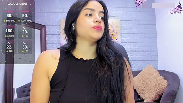 Paula Desousa online show from March 2025 03:27:02 PM