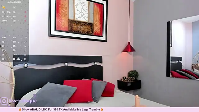 Paula Desousa online show from April 2026 05:29:01 PM