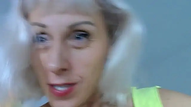 Snapshot of Kissiya-Allisya chatting on January 2025 12:17:02 AM Kissiya-Allisya online show from January 2025 12:17:02 AM