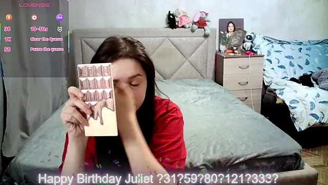 juliettkalen online show from March 2026 03:33:01 AM