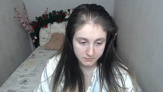 Holliy Cooper online show from January 2026 09:25:01 AM