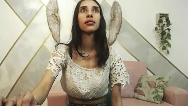 Snapshot of RoxanaCyrano_ chatting on October 2025 07:46:02 PM RoxanaCyrano online show from October 2025 07:46:02 PM