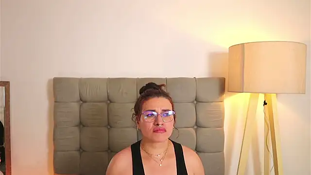 alix bay online show from January 2025 02:15:01 AM