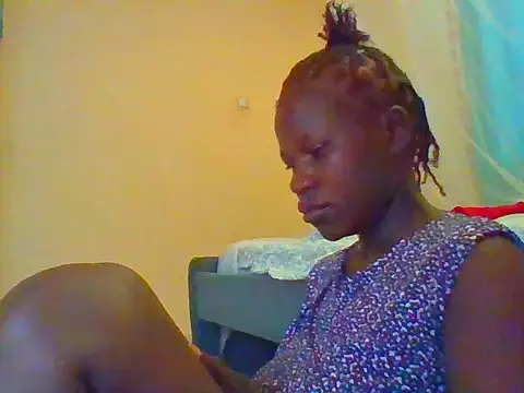 prettychic5 online show from May 2026 07:02:02 AM