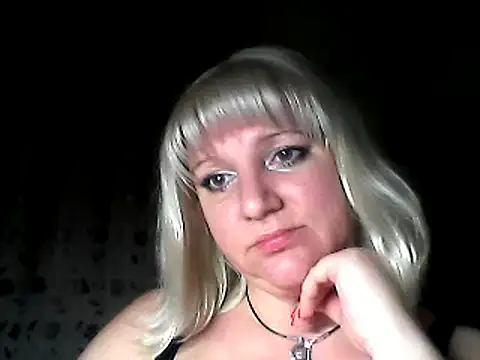 Snapshot of MeilomaWesa chatting on January 2025 10:50:02 PM MeilomaWesa online show from January 2025 10:50:02 PM