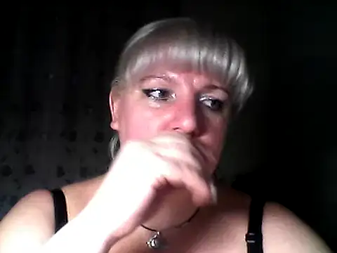 Snapshot of MeilomaWesa chatting on January 2025 01:38:01 PM MeilomaWesa online show from January 2025 01:38:01 PM