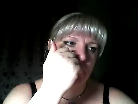 Snapshot of MeilomaWesa chatting on February 2025 09:08:02 PM MeilomaWesa online show from February 2025 09:08:02 PM