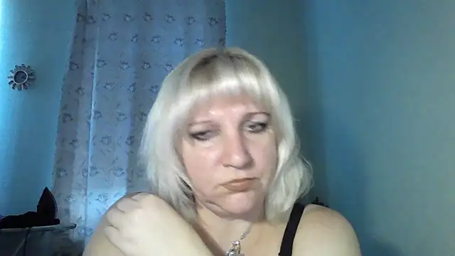 Snapshot of MeilomaWesa chatting on November 2025 12:04:02 PM MeilomaWesa online show from November 2025 12:04:02 PM