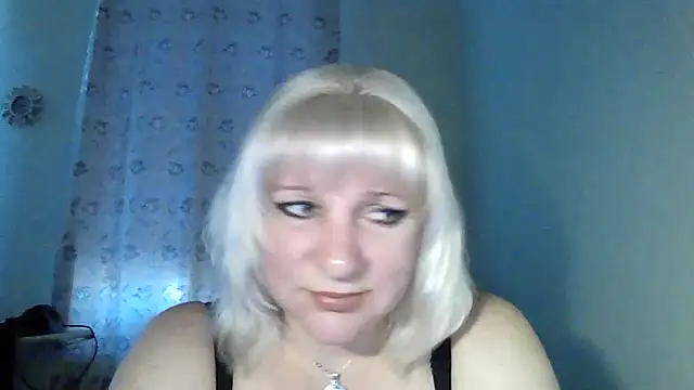 Snapshot of MeilomaWesa chatting on November 2025 06:29:02 AM MeilomaWesa online show from November 2025 06:29:02 AM