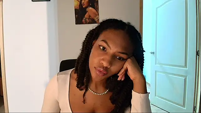 im alivys  online show from June 2026 12:25:01 AM