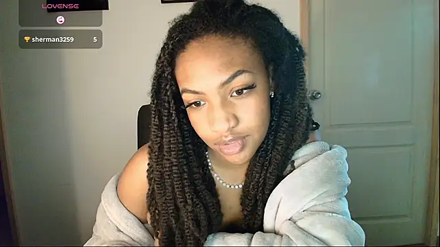 im alivys  online show from June 2026 12:52:02 AM