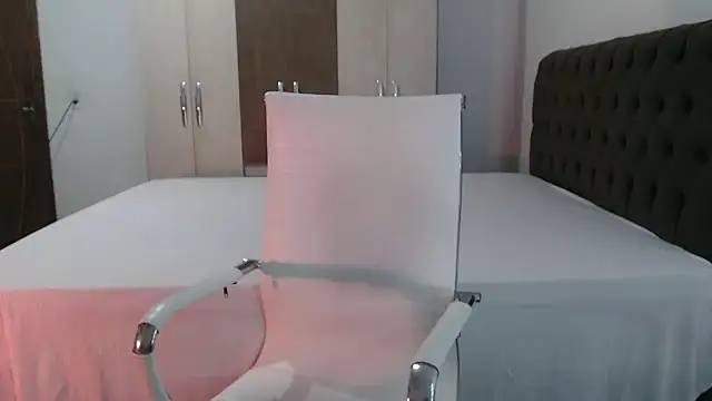 Snapshot of Nanda_fer chatting on January 2026 04:27:02 AM Nanda fer online show from January 2026 04:27:02 AM