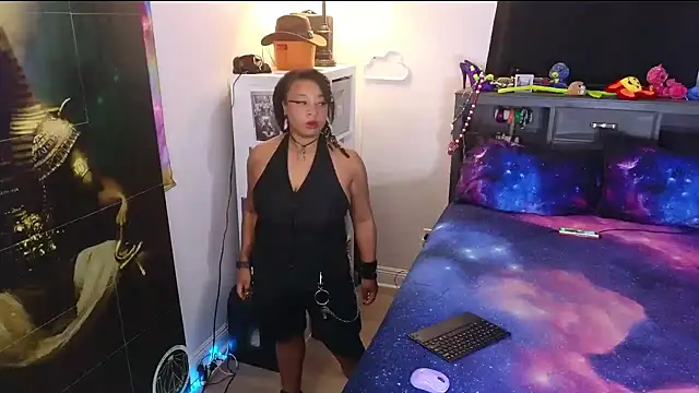 temptressbeauty24 online show from April 2026 12:30:02 AM