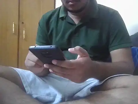 Snapshot of mrshine chatting on September 2025 03:33:02 AM mrshine online show from September 2025 03:33:02 AM