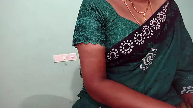 shrutitelugu69 online show from February 2026 12:20:02 PM