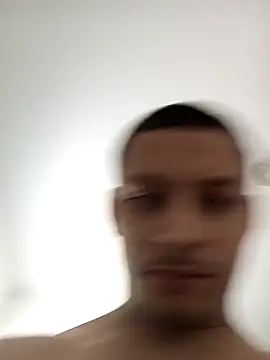 Snapshot of emrehliug12 chatting on November 2025 05:56:01 PM emrehliug12 online show from November 2025 05:56:01 PM