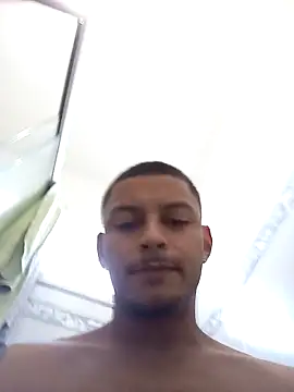 Snapshot of emrehliug12 chatting on April 2026 06:49:02 PM emrehliug12 online show from April 2026 06:49:02 PM