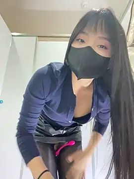 Asia-Lynn online show from January 2025 01:42:02 PM