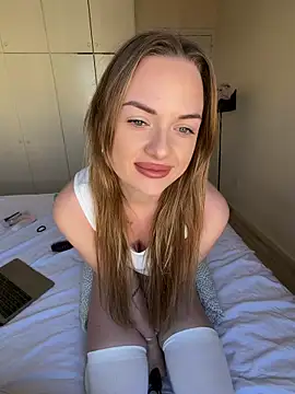 ElenaRebelle online show from May 2026 07:14:02 AM