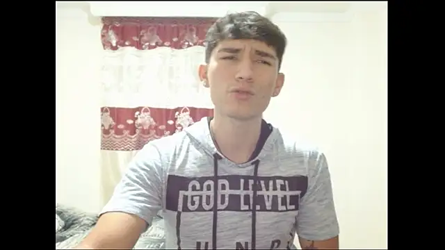 Snapshot of ChicoMaloFfF chatting on February 2026 12:59:01 AM ChicoMaloFfF online show from February 2026 12:59:01 AM