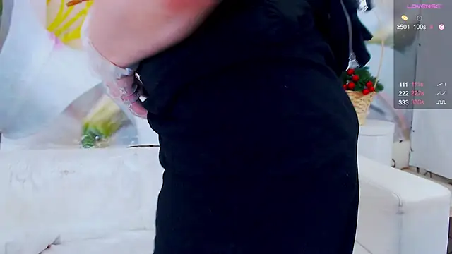 Snapshot of Lilly_Diaz chatting on March 2026 03:23:02 AM Lilly Diaz online show from March 2026 03:23:02 AM