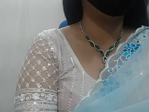 Lovely Siri 23 online show from March 2026 05:07:02 PM