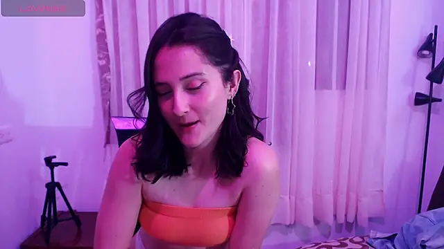 AlissonnFoxx online show from July 2026 05:35:02 AM