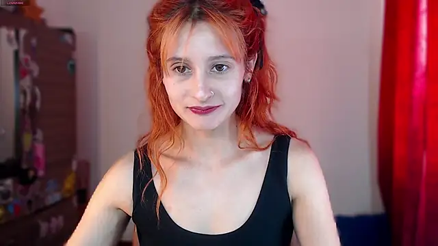 Snapshot of skinny_Raven chatting on December 2024 06:59:02 PM skinny Raven online show from December 2024 06:59:02 PM