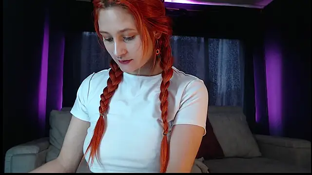 Snapshot of skinny_Raven chatting on November 2025 05:02:01 PM skinny Raven online show from November 2025 05:02:01 PM