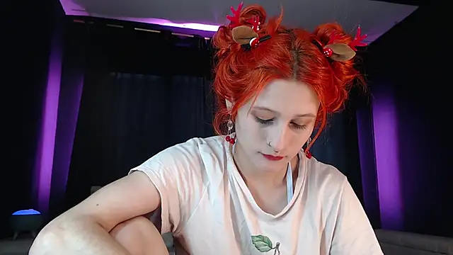 Snapshot of skinny_Raven chatting on November 2025 07:38:01 PM skinny Raven online show from November 2025 07:38:01 PM