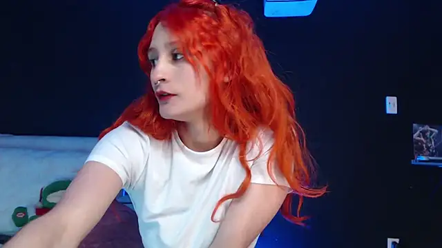 Snapshot of skinny_Raven chatting on December 2025 01:10:01 AM skinny Raven online show from December 2025 01:10:01 AM