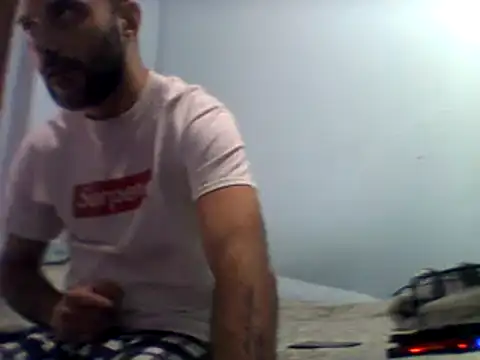 Snapshot of coppiasenzacensura chatting on January 2025 09:32:01 AM coppiasenzacensura online show from January 2025 09:32:01 AM