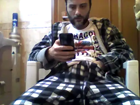 Snapshot of coppiasenzacensura chatting on March 2025 06:39:02 AM coppiasenzacensura online show from March 2025 06:39:02 AM