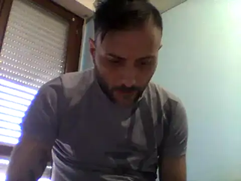 Snapshot of coppiasenzacensura chatting on March 2025 03:31:02 PM coppiasenzacensura online show from March 2025 03:31:02 PM