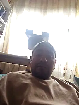 Snapshot of Motherandson chatting on March 2026 09:48:01 AM Motherandson online show from March 2026 09:48:01 AM