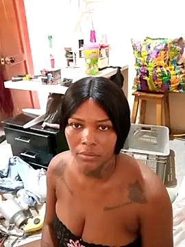 Snapshot of Alissamore3 chatting on February 2026 02:48:02 PM Alissamore3 online show from February 2026 02:48:02 PM