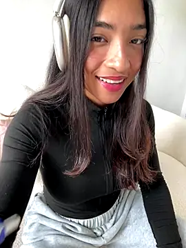 Bellafr online show from October 2025 09:20:01 AM